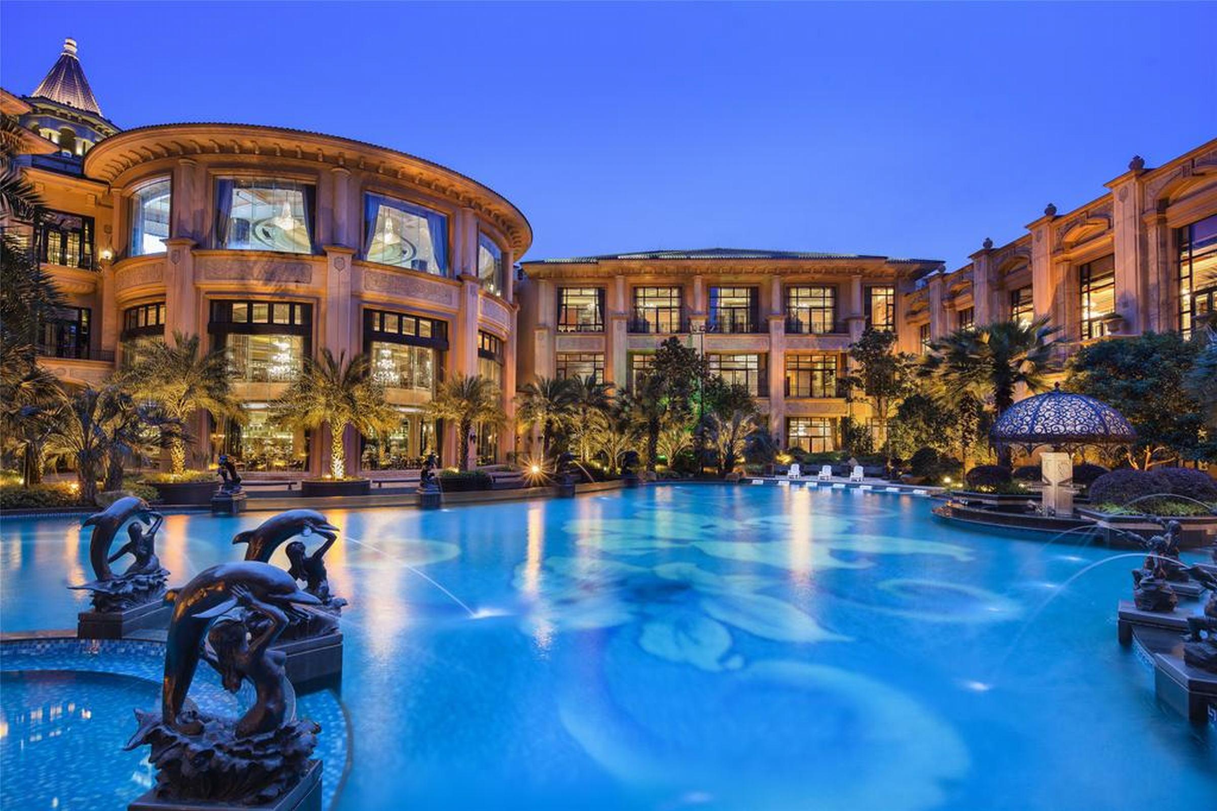 ชาโต สตาร์ ริเวอร์ เซี่ยงไฮ้ Hotel ภายนอก รูปภาพ