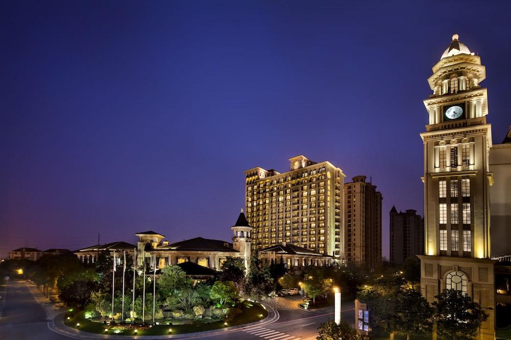 ชาโต สตาร์ ริเวอร์ เซี่ยงไฮ้ Hotel ภายนอก รูปภาพ