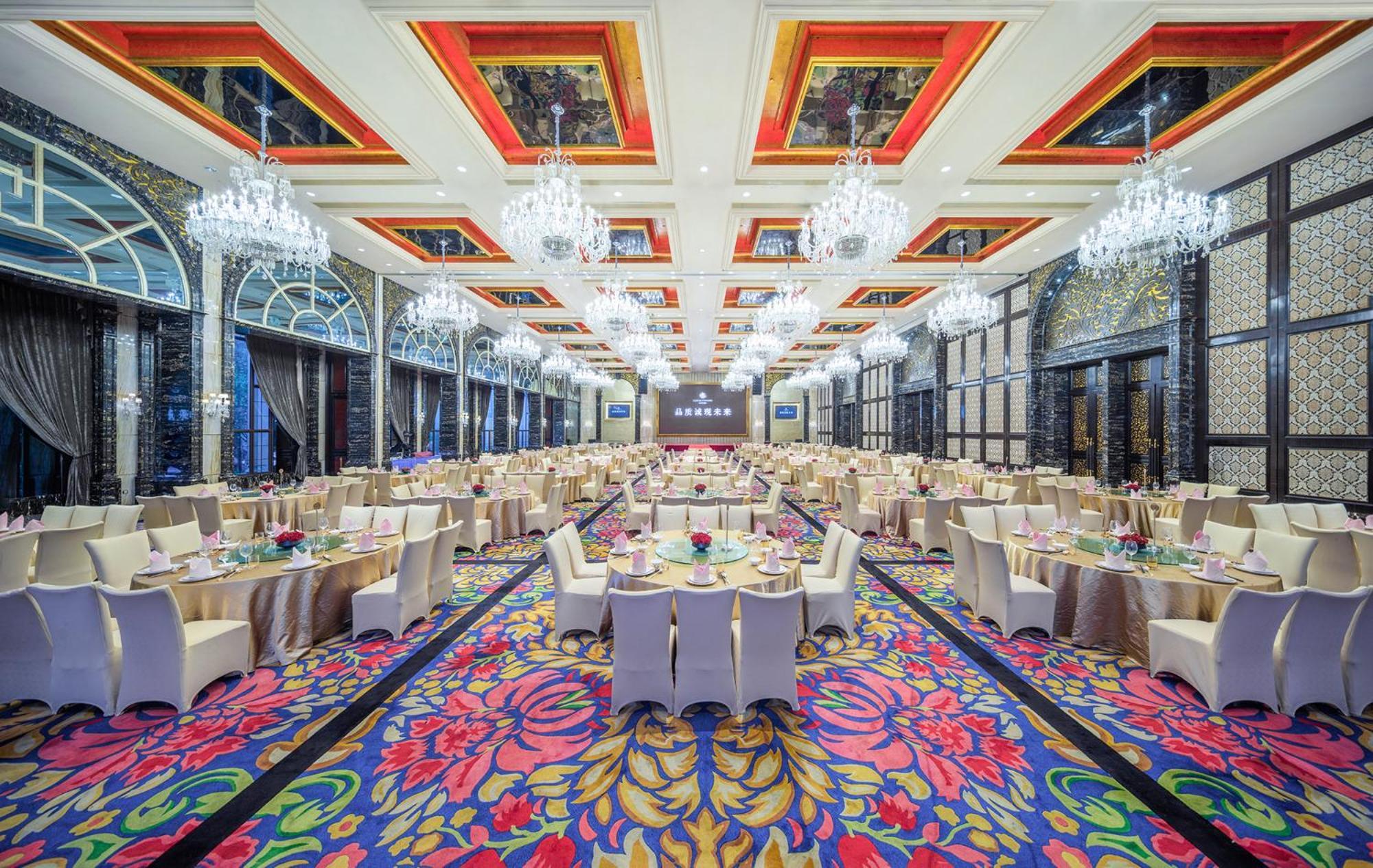 ชาโต สตาร์ ริเวอร์ เซี่ยงไฮ้ Hotel ภายนอก รูปภาพ