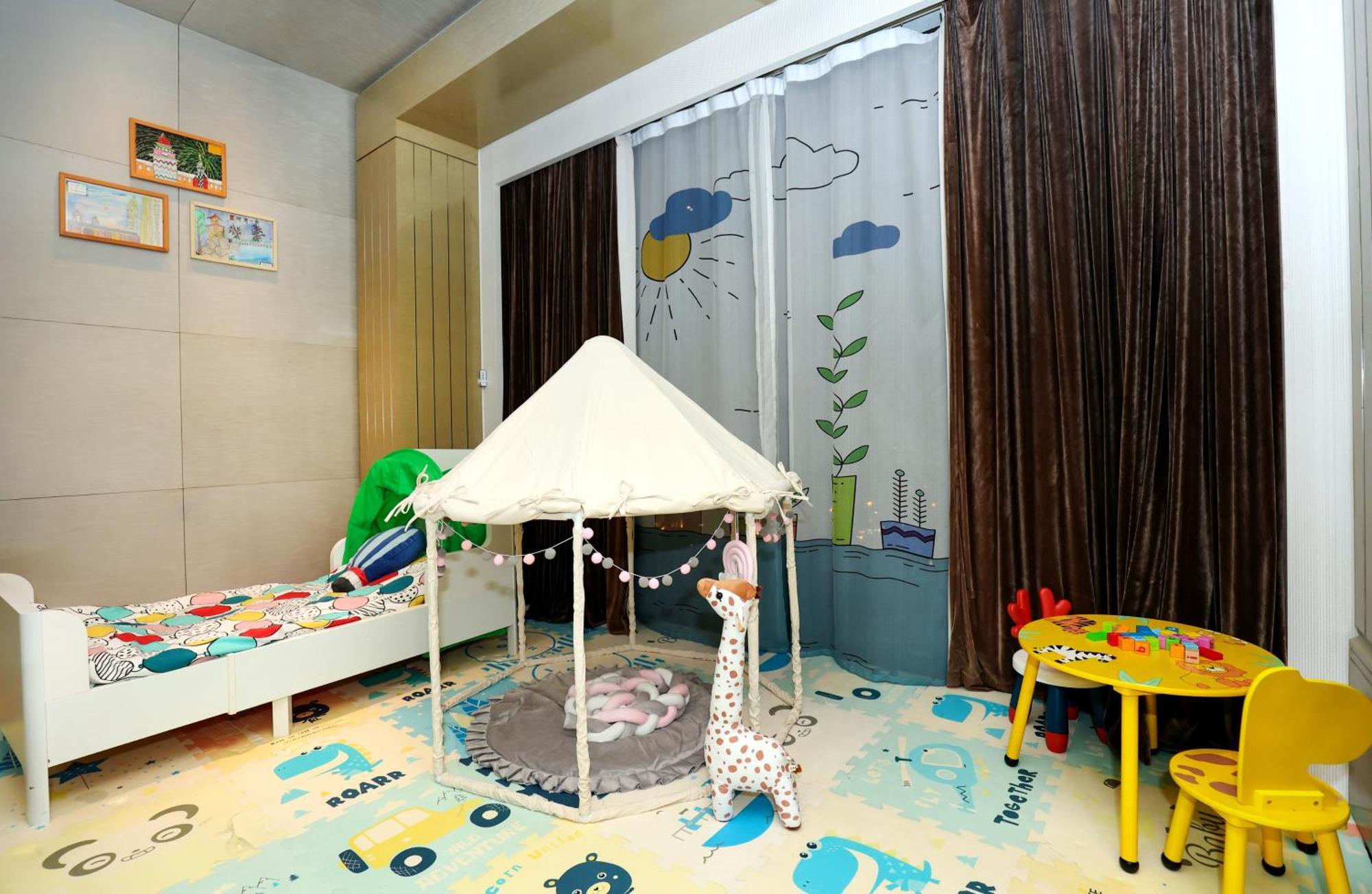 ชาโต สตาร์ ริเวอร์ เซี่ยงไฮ้ Hotel ภายนอก รูปภาพ